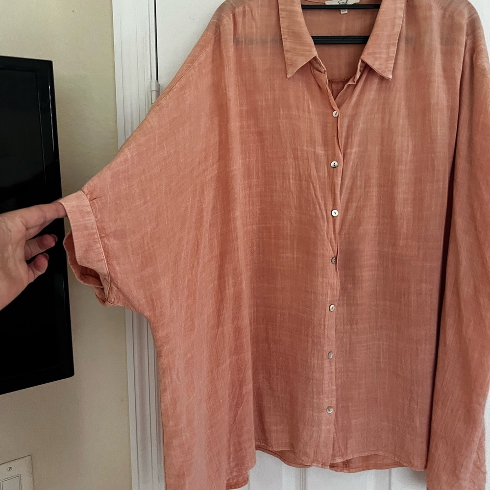 Easel Women's salmon Tunic Top